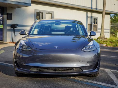Used 2023 Tesla Model 3 Standard Range RWD image 2