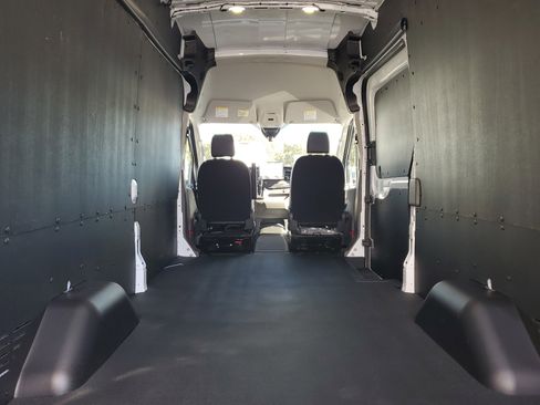 New 2026 Ford Transit 250 148 High Roof Extended w/ Load Area Protection Package image 10