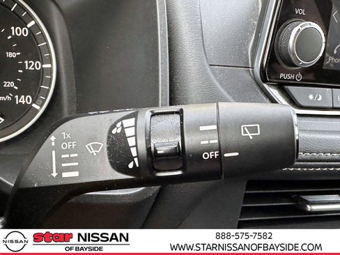 Certified 2023 Nissan Rogue SV image 34