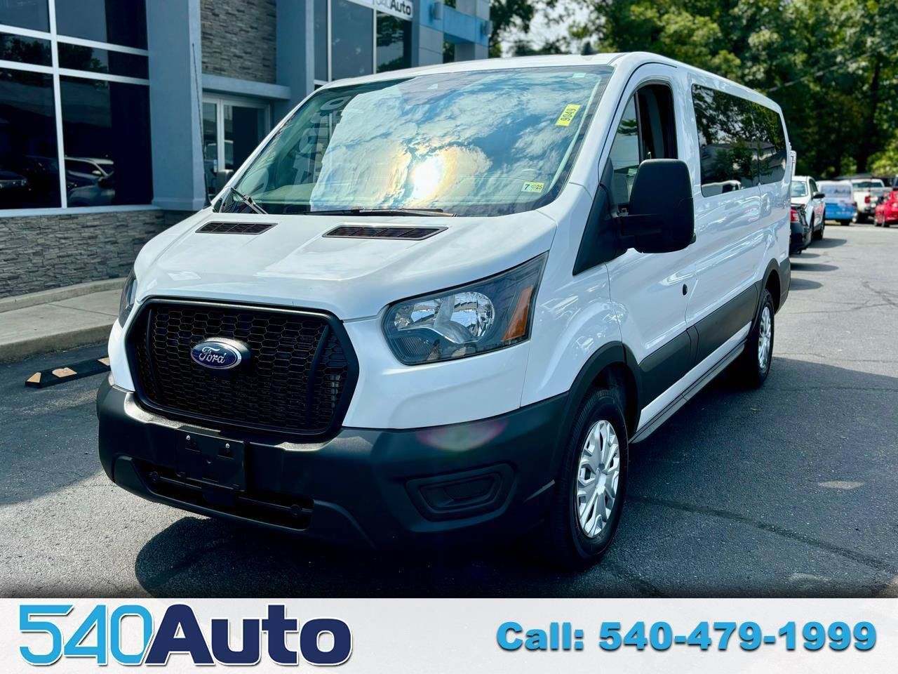 Used 2021 Ford Transit 150 XL RWD image 1