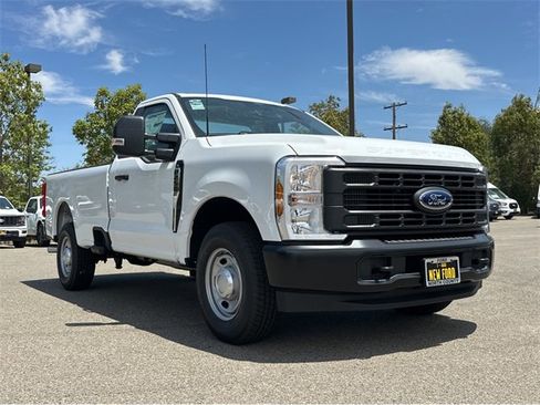 New 2025 Ford F250 XL image 3