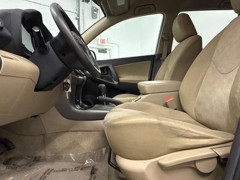 Used 2012 Toyota RAV4 4WD w/ Value Pkg image 13