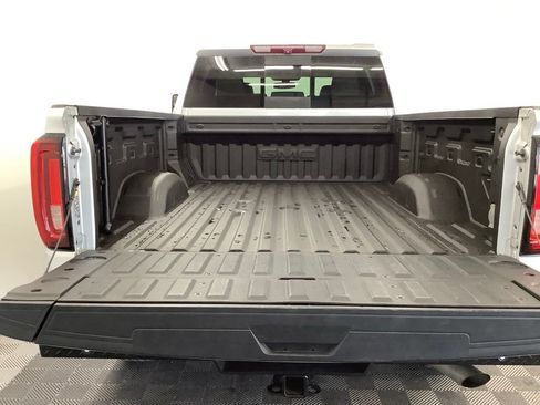 Used 2022 GMC Sierra 2500 SLT w/ Texas SLT Premium Package AWD/4WD image 38