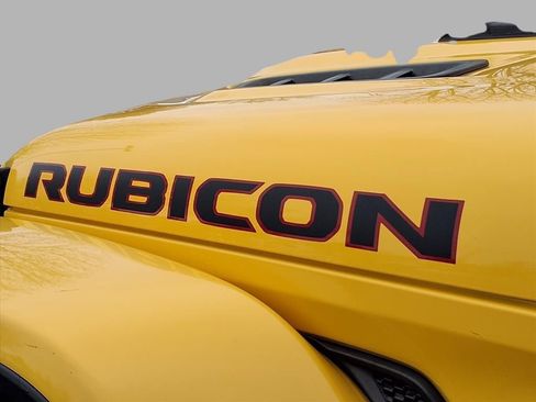 Used 2019 Jeep Wrangler Unlimited Rubicon w/ Cold Weather Group image 20