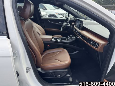 Used 2022 Lincoln Nautilus Reserve w/ Equipment Group 201A AWD/4WD image 31