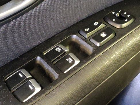 Used 2019 Kia Soul + FWD image 27
