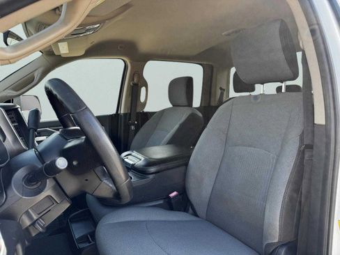 Used 2019 RAM 3500 Big Horn image 20