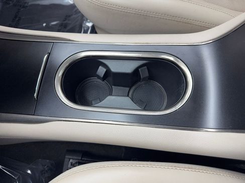 Used 2017 Lincoln MKC Reserve w/ Lincoln MKC Climate Package image 28