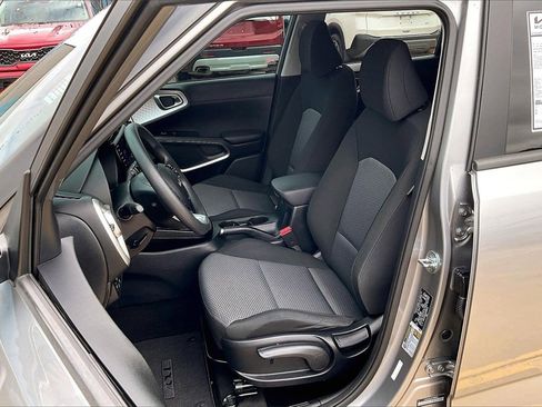 Certified 2022 Kia Soul LX w/ Technology Package image 24