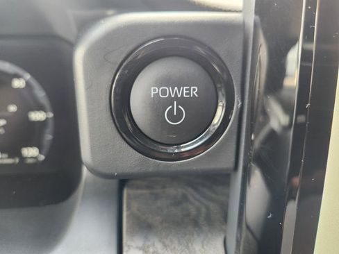 Certified 2025 Toyota Tacoma Limited image 20