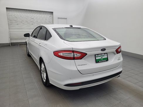 Used 2016 Ford Fusion SE FWD image 5