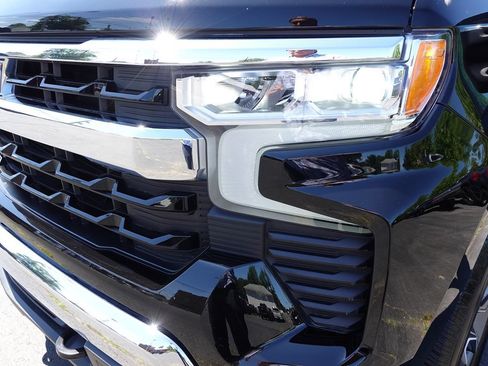 Used 2024 Chevrolet Silverado 1500 LT AWD/4WD image 57