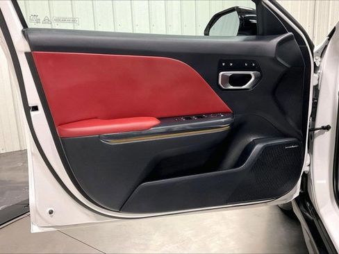 Used 2025 Kia K4 GT-Line Turbo image 23