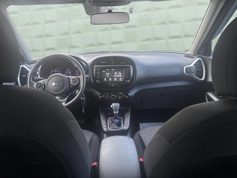 Used 2021 Kia Soul LX image 21