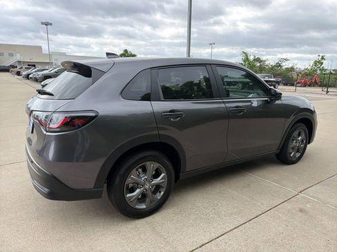 New 2026 Honda HR-V LX image 5