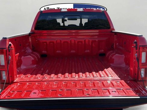 Used 2023 Ford Ranger Lariat w/ Equipment Group 501A High image 9