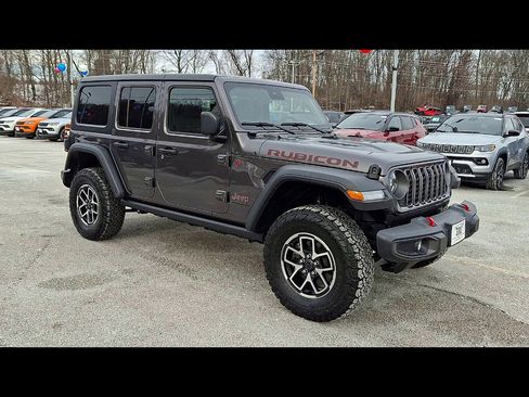 Used 2025 Jeep Wrangler Unlimited Rubicon w/ Safety Group image 2