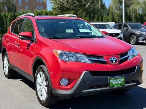 Used 2014 Toyota RAV4 Limited AWD/4WD image 6
