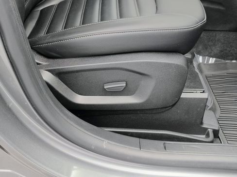 Used 2022 Ford Edge SEL w/ Convenience Package image 30