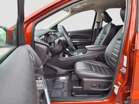 Used 2019 Ford Escape SEL image 29