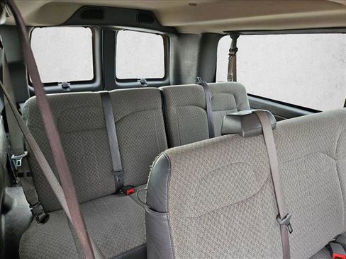 Used 2020 Chevrolet Express 3500 LT w/ LT Preferred Equipment Group image 17