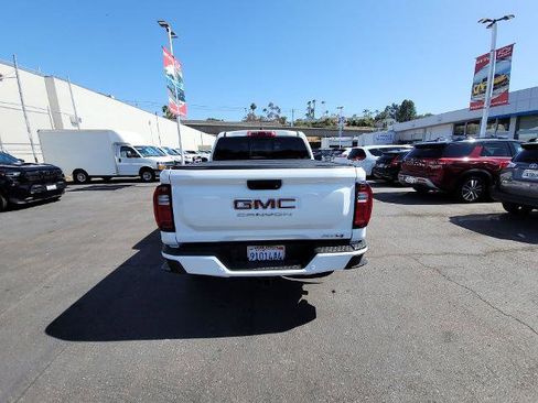 Used 2024 GMC Canyon AT4 w/ AT4 Premium Package AWD/4WD image 7
