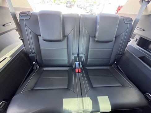 Certified 2023 Volkswagen Atlas SEL AWD/4WD image 29