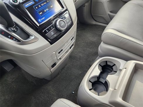Used 2017 Honda Odyssey EX-L image 18
