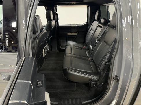 Used 2020 Ford F150 Lariat w/ Equipment Group 502A Luxury AWD/4WD image 18