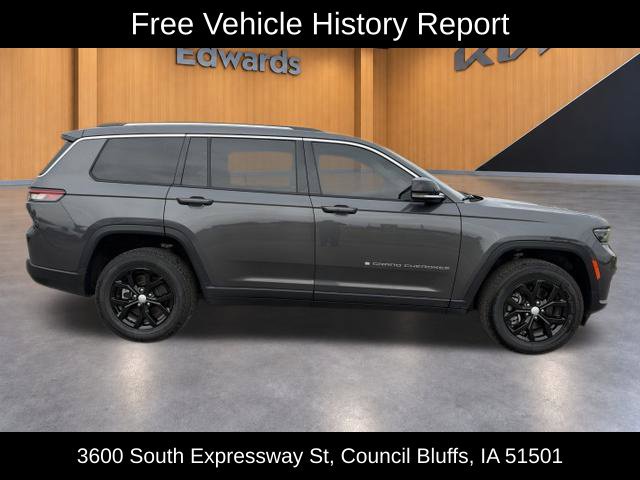 Used 2023 Jeep Grand Cherokee L Limited AWD/4WD image 5
