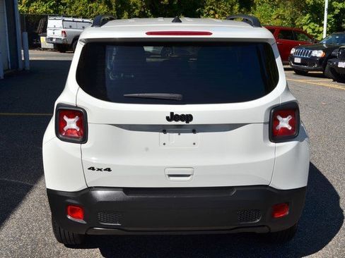 Used 2023 Jeep Renegade Latitude image 7