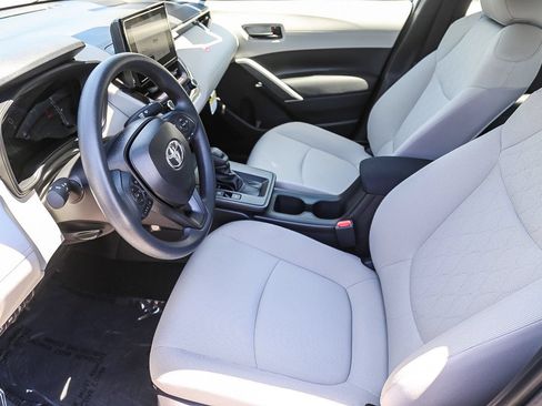 Used 2026 Toyota Corolla Cross L FWD image 16