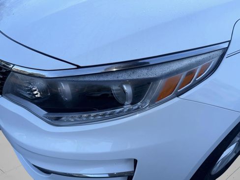 Used 2016 Kia Optima EX w/ Premium Package image 6