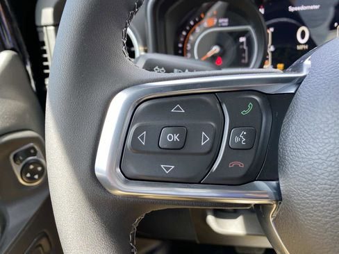 New 2026 Jeep Wrangler Unlimited Sahara AWD/4WD image 18