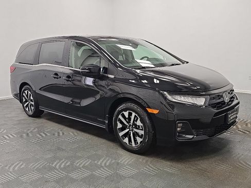 New 2026 Honda Odyssey EX-L image 2
