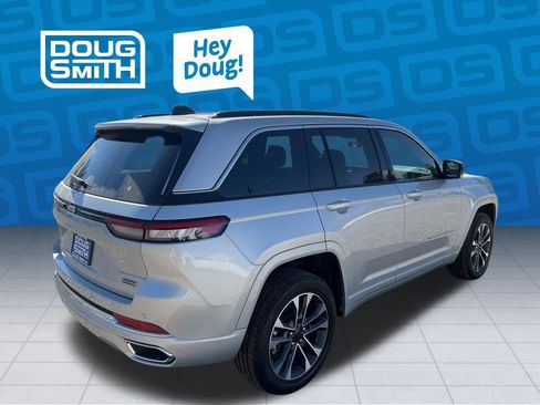 New 2024 Jeep Grand Cherokee Overland image 4