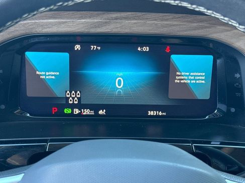 Used 2024 Volkswagen Atlas SE image 18