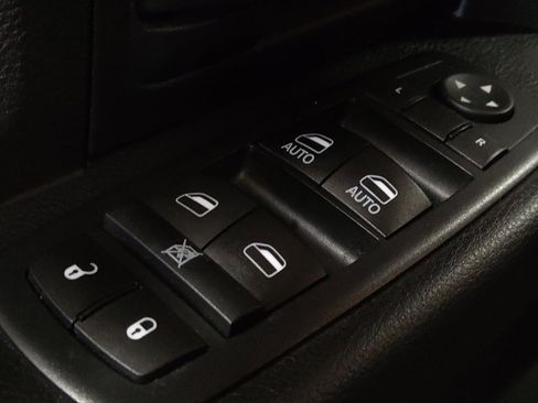 Used 2017 RAM 1500 Tradesman w/ Popular Equipment Group image 27