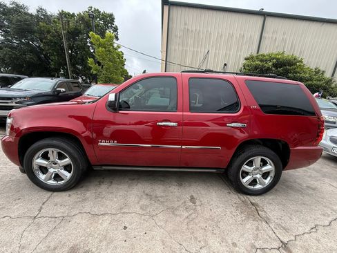 Used 2012 Chevrolet Tahoe LTZ RWD image 4