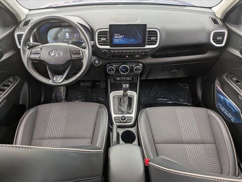 Certified 2024 Hyundai Venue Limited image 15