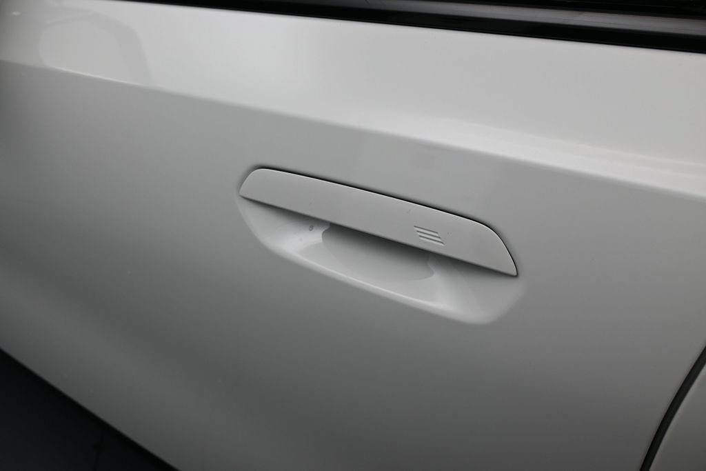 Used 2027 BMW 530i RWD image 37