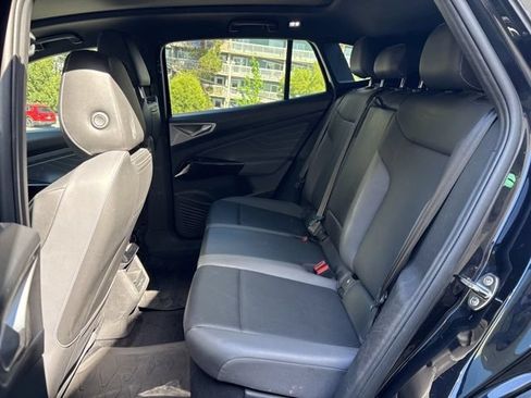 Used 2023 Volkswagen ID.4 Pro S RWD image 8
