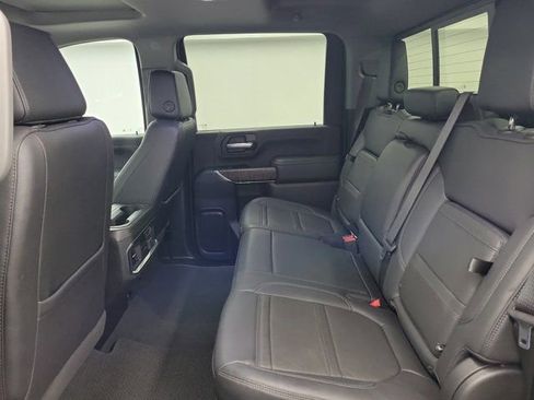 Used 2023 GMC Sierra 2500 Denali w/ Denali Ultimate Package AWD/4WD image 12