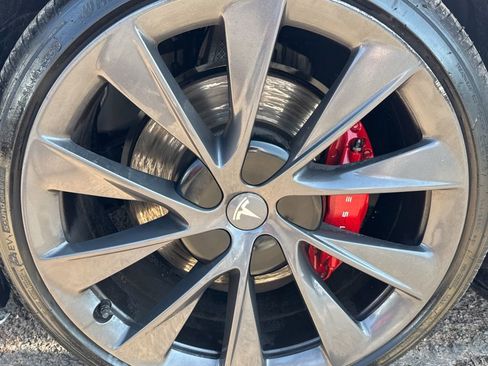 Used 2021 Tesla Model S Performance AWD/4WD image 41