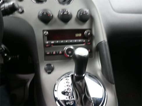 Used 2007 Pontiac Solstice GXP w/ Premium Package image 10