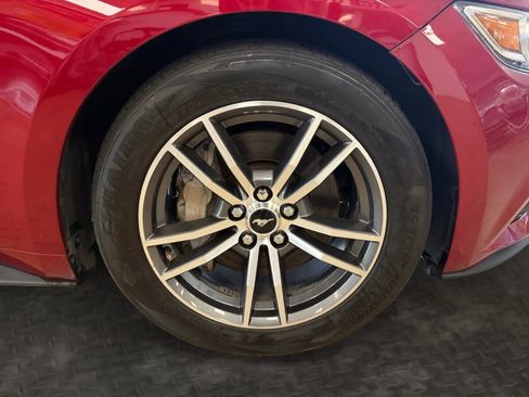Used 2015 Ford Mustang GT RWD image 35
