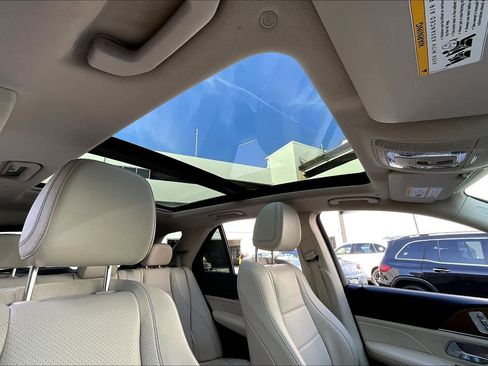 Used 2021 Mercedes-Benz GLE 350 4MATIC w/ Premium Package image 13