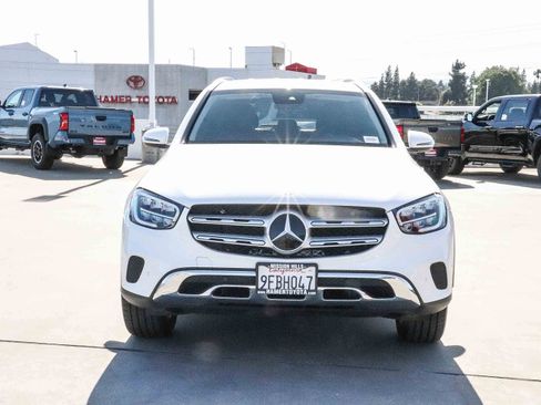 Used 2022 Mercedes-Benz GLC 300 image 2