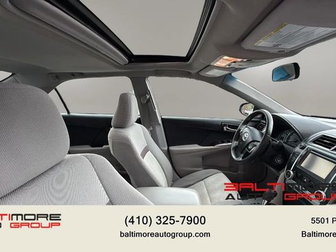 Used 2014 Toyota Camry XLE FWD image 19