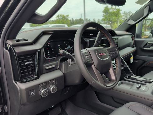 New 2026 GMC Sierra 2500 AT4 w/ AT4 Premium Plus Package AWD/4WD image 9